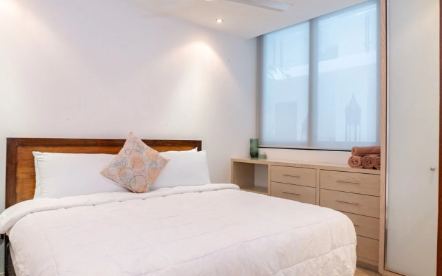 Menesse On The Beach 5 1 Bedroom Condo