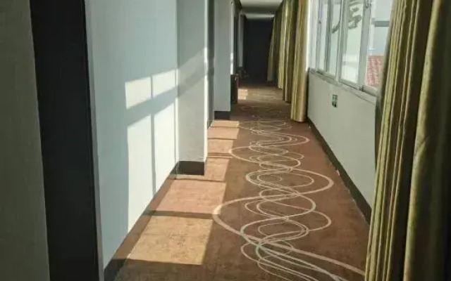 Changting Peace Hotel