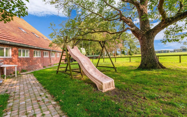 Cozy Farmhouse in Markelo with Meadow View