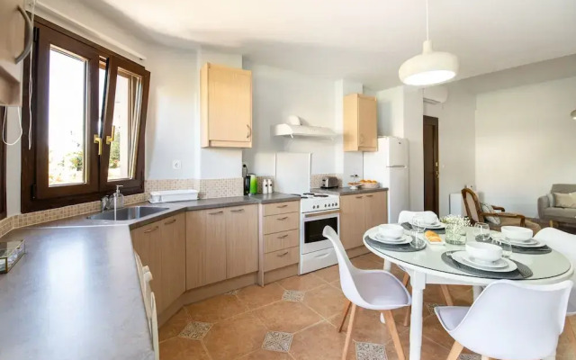 Natalia s Apartment in Tavronitis