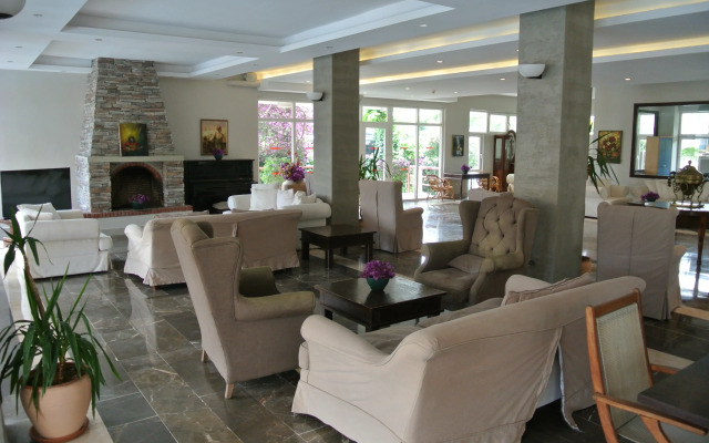 Begonville Hotel