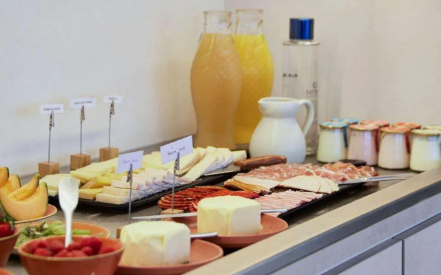 Mercure Saint Raphael Centre Plage