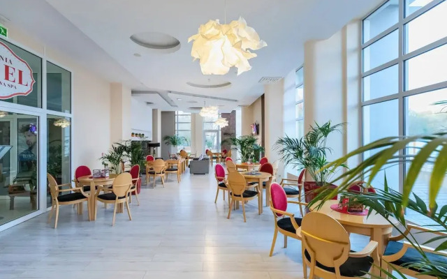 Private Apartments in Seaside SPA Hotel by Renters