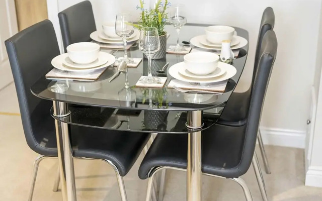 Alexandra Terrace Suite by Paymán Club