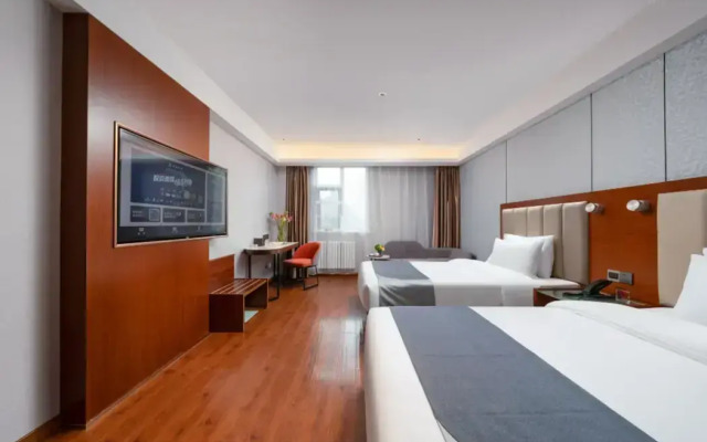 Yitel Hotel