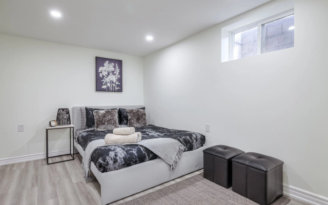 Waterfront Avenue Suites