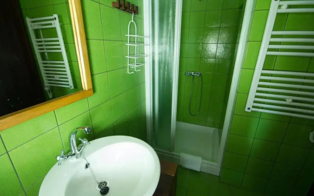 Holiday Homes Poli Svetega Antona