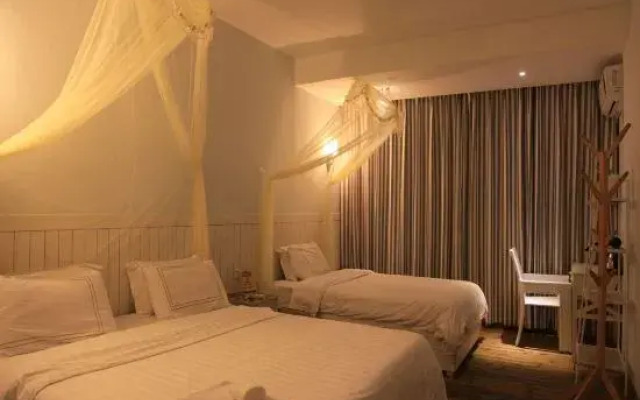 Blue Sky International Youth Hostel (Sanya Dadonghai)