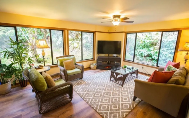 Hale Mauna Loa Lower 3 Bedroom Apts - Cottages_and_Houses in Volcano - Photo 5