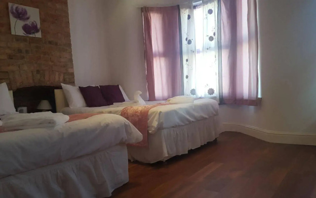 Paradise Accomodation