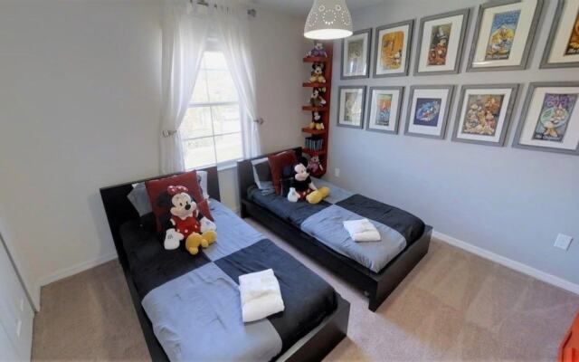 Bella Vida Resort 470 - Four Bedroom Villa with Private Pool