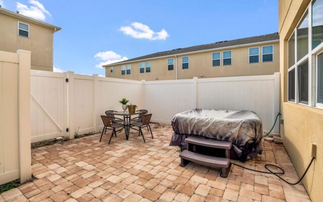 Comfy House at Compass Bay Cb102