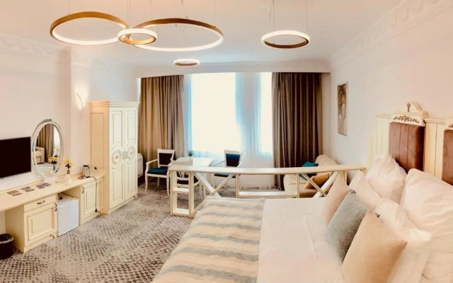 Atlas House Luxury Suites