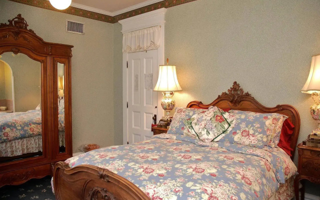 The Grand Anne Bed & Breakfast