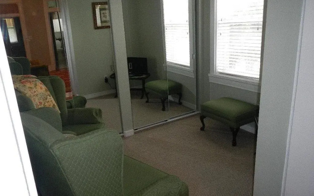 Sandstone Street Bed and Breakfast