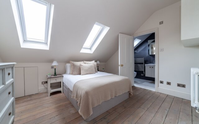 5 Bed Apartment in Clapham