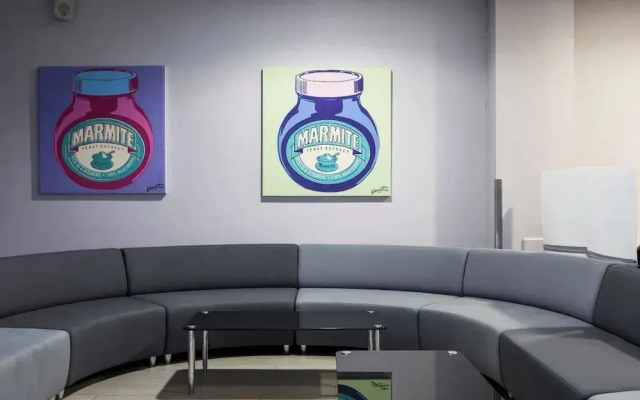 Student Only Dashwood Studios