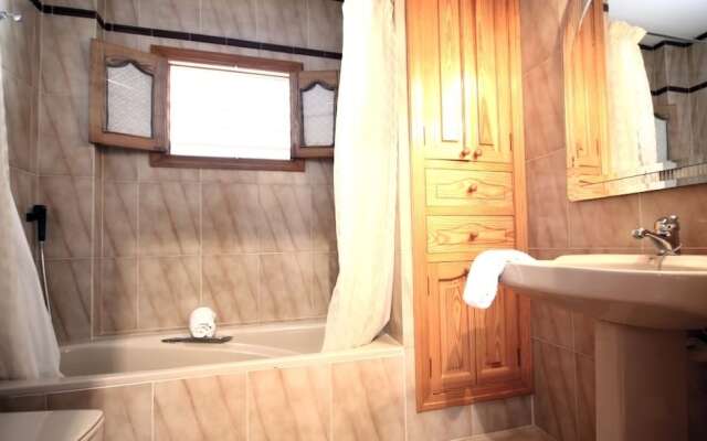 Mallorca Beach front line house 6 pers