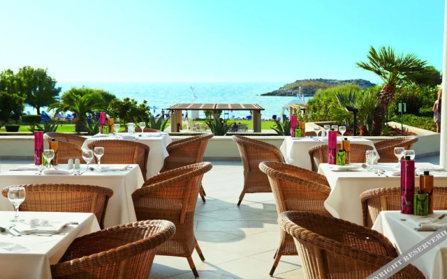 Hellenic Palace