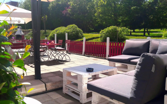 Hotel Oberhausen Neue Mitte affiliated by Meliá
