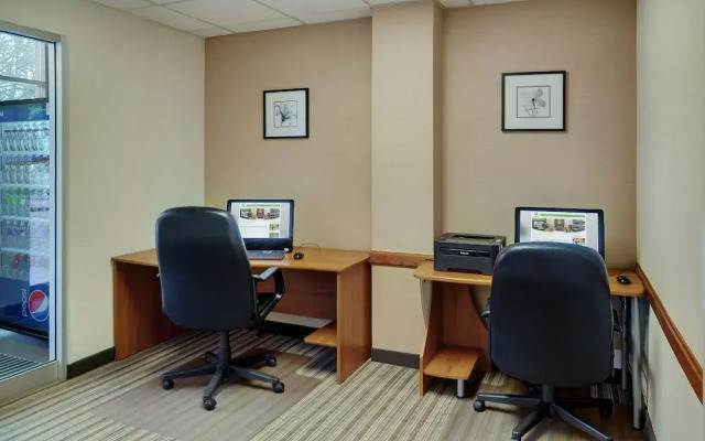 Holiday Inn Hotel & Conference Centre