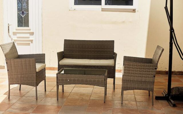 Beautiful one bed Apartment in Tema, Community 6