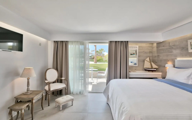 White Pearls Luxury Suites - Adults Only