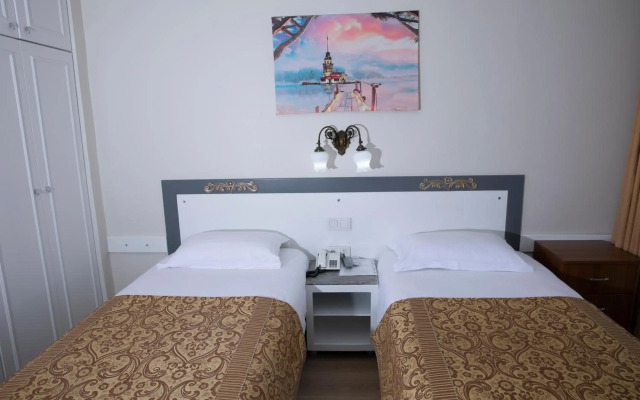 Hali Hotel