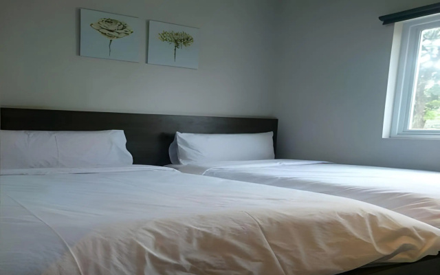 Collection O Cihampelas near Ciwalk/Regia Cihampel – Guest Rooms – Bandung