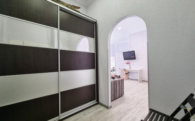 Апартаменты Home-Hotel, ул. Костельная, 9