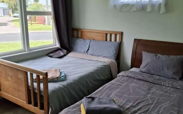3 Bedroom House A 3 Frank St