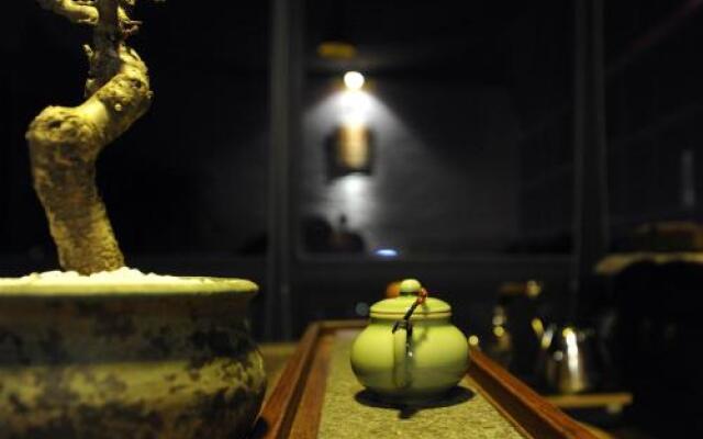 Lotus Landing Hostel