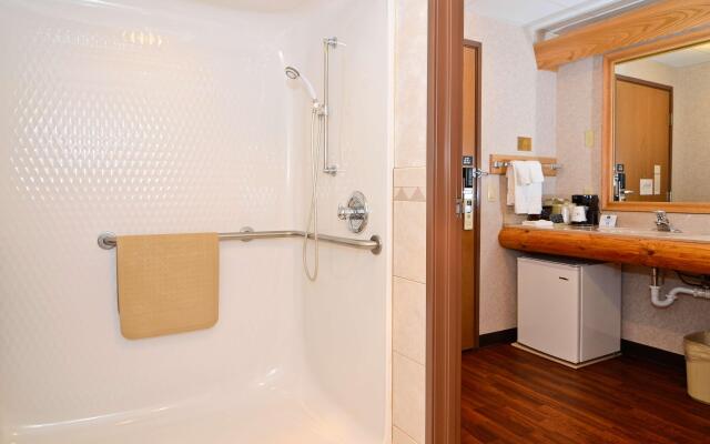 Best Western Northwoods Lodge