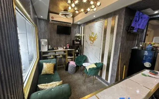 Ss Grey Inn 2