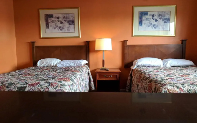 Skylark Motel