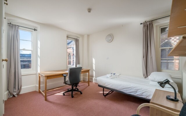 Altido 4-Bed Apt Inside Keble College