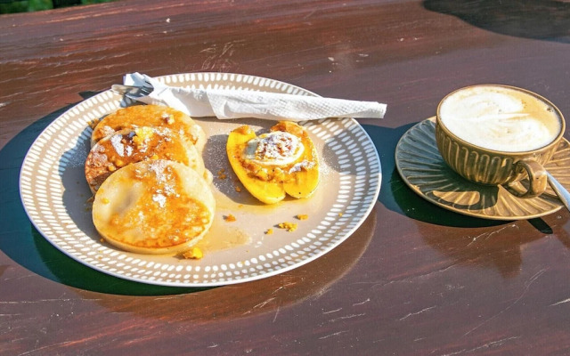 Mad Monkey  Vang Vieng