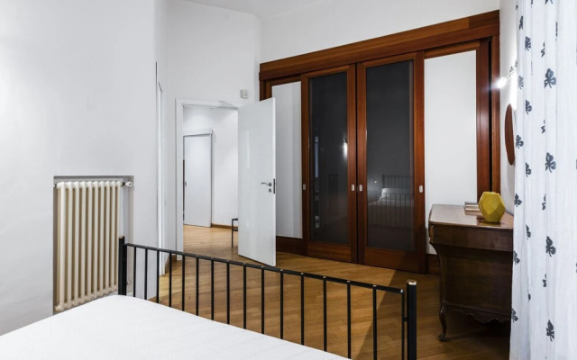 Agata Apartment With Balcony by Wonderful Italy