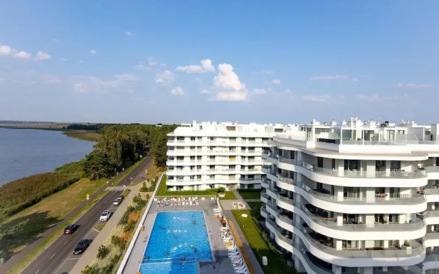 Apartment in Rogowo Near Beach and Lake