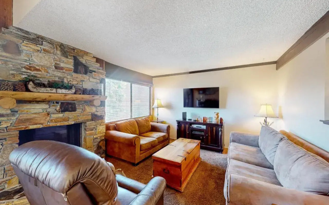 Mammoth Ski & Racquet Club #131