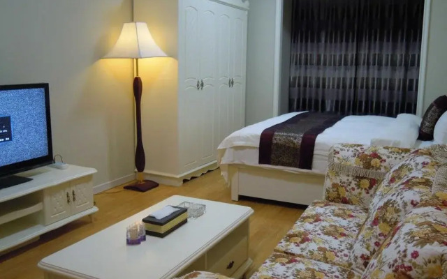 Dalian Mingrui Zuoan Classic Fashion Apartment