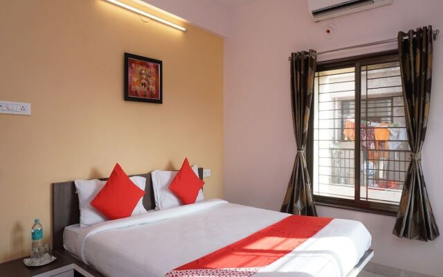 OYO 26151 House Khas Pranaam Apartment