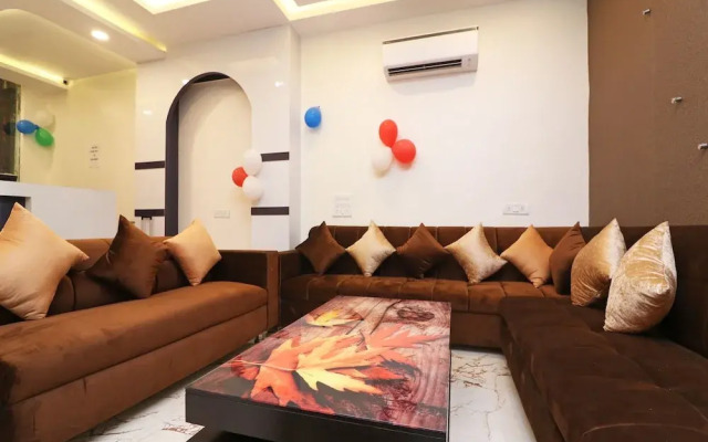 Hotel The Karlo Kastle By OYO Rooms