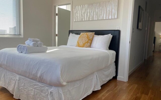 A2 300 Budd Street in Philadelphia