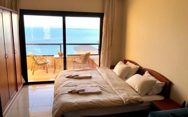 Cosy Sea View Studio - The Views Waterside