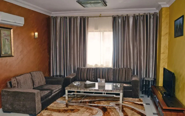 Mansi Hotel Suite