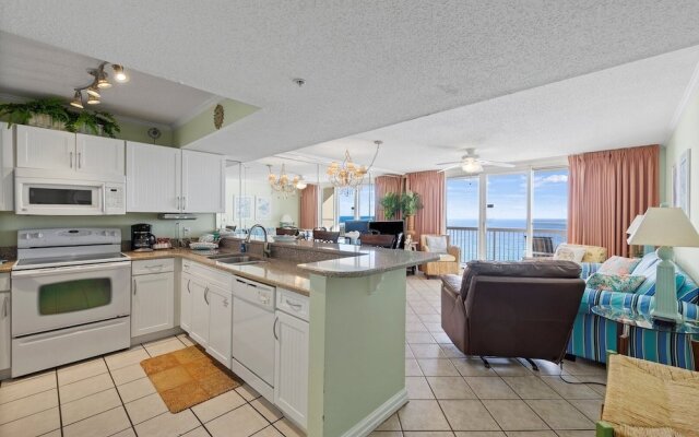 Pelican Beach 1002 1 Bedroom Condo by Pelican Beach Management