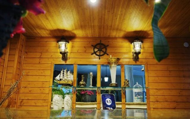 Orlitsa Hotel