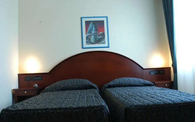 Recina Hotel