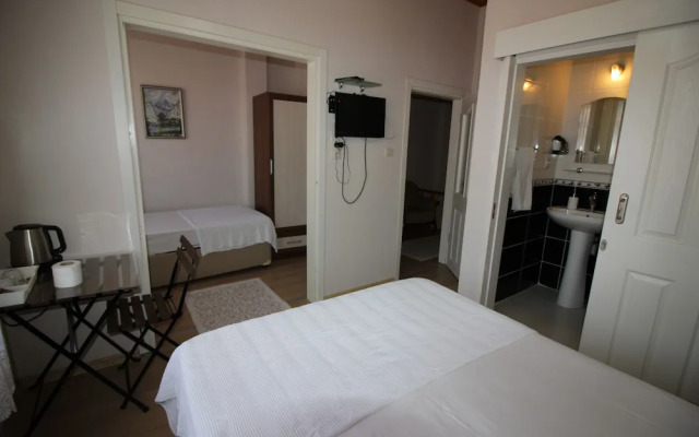 Mine Tatil Evi
